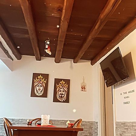 La Casetta Del Borgo Palermo Buitenkant foto