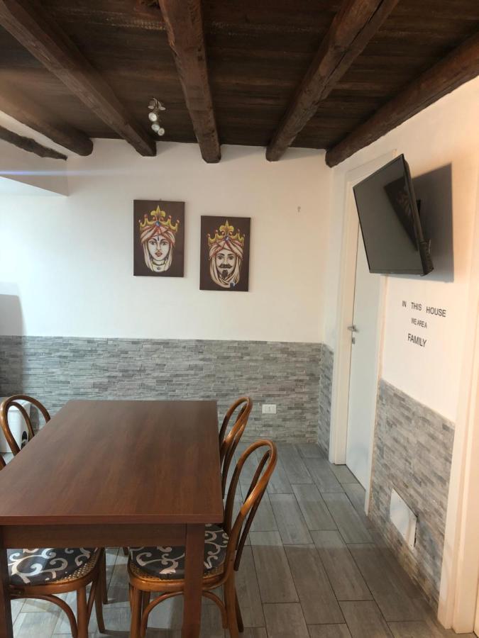 La Casetta Del Borgo Palermo Buitenkant foto